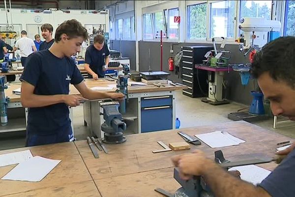 Les apprentis reçoivent une solide formation