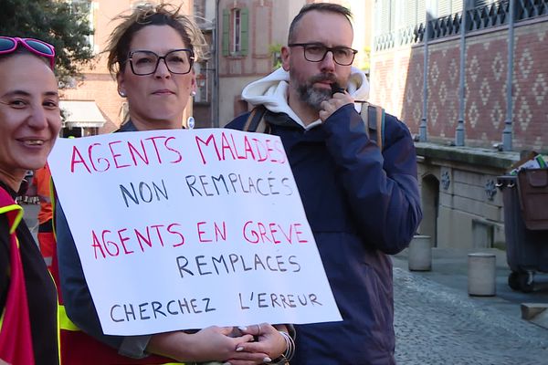 La colère de l'intersyndicale des agents territoriaux du Grand Albigeois en grève depuis le 1e octobre