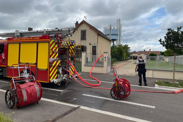 Une personne est décédée dans l'incendie de son domicile ce jeudi 20 juin, à Troyes.