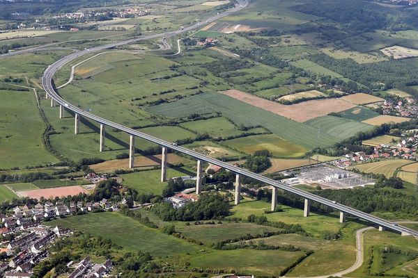 Le viaduc d'Echinghen.