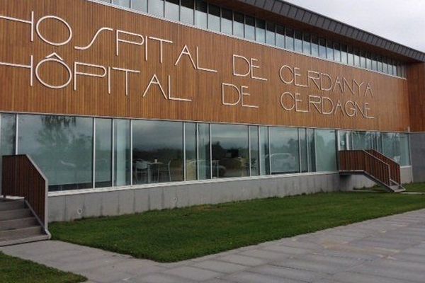 L’hôpital transfrontalier de Cerdagne à Puigcerdà a dû adapter ses services pour faire face à la crise du covid 19 et accueillir les personnes atteintes du coronavirus.