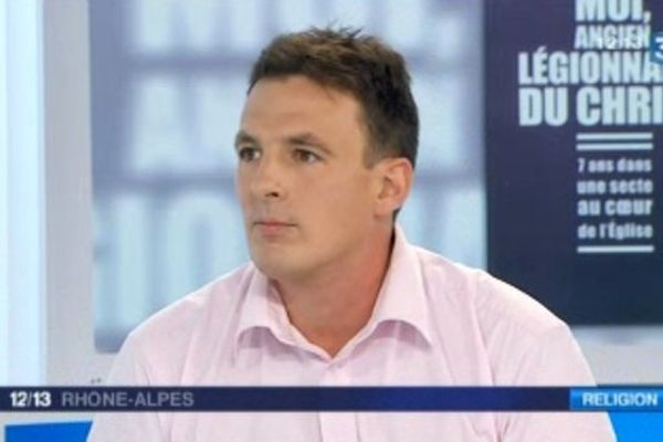 Xavier Léger, ancien légionnaire du Christ, invité du 12/13 Rhône-Alpes (12/09/13)