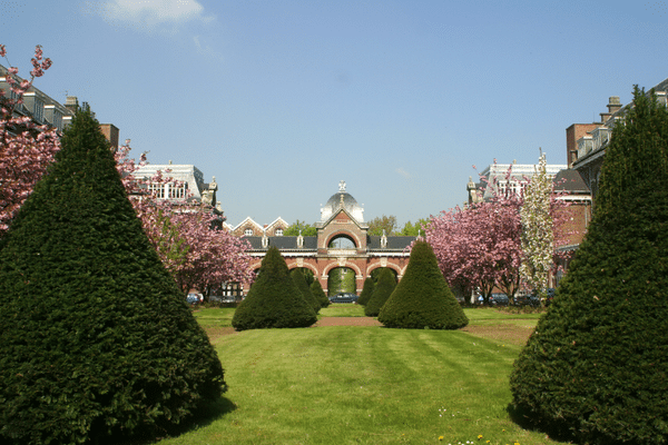 Hospice Barbieux, vue du Jardin Intérieur.