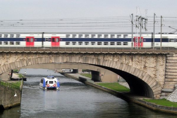 Le canal Saint-Denis, en Seine-Saint-Denis.