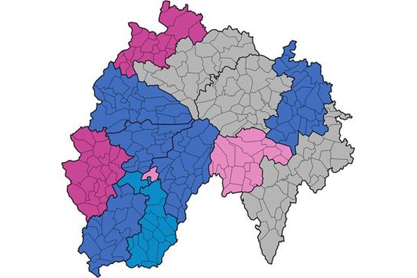 Sur les 31 cantons dans le Cantal, 22 cantons sont pour la droite, 8 pour la gauche.