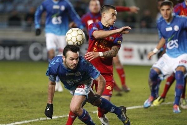 07/02/14 - Au terme d’un match tendu et haché, le GFCA perd deux points à Strasbourg