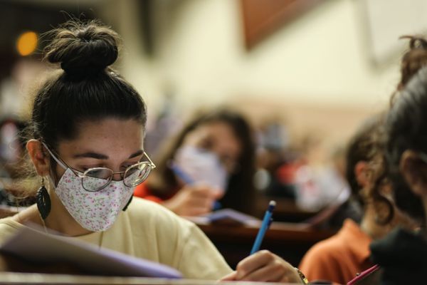 Retour des étudiants dans les amphi