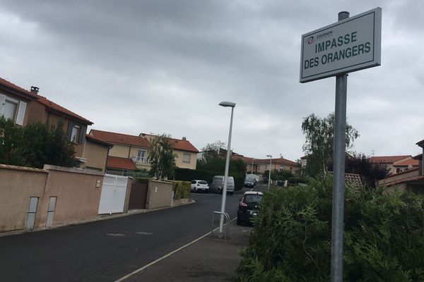 Le jeune homme a été retrouvé mort non loin de chez lui, à Cournon-d'Auvergne près de Clermont-Ferrand.