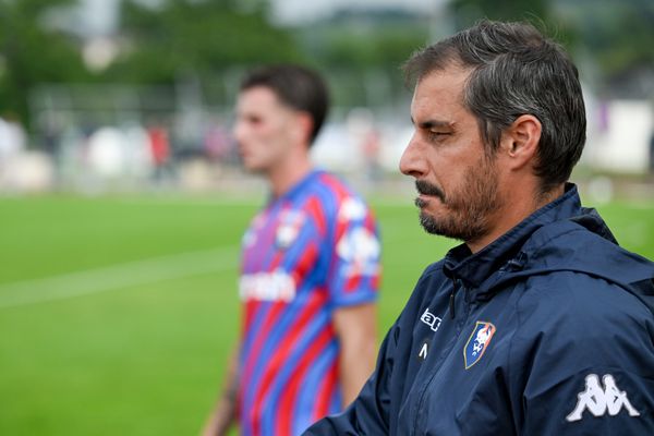 Après une préparation pleine d'interrogations, Niocolas Seube et le SM Caen s'apprêtent à entamer la saison de Ligue 2 contre le Paris FC.