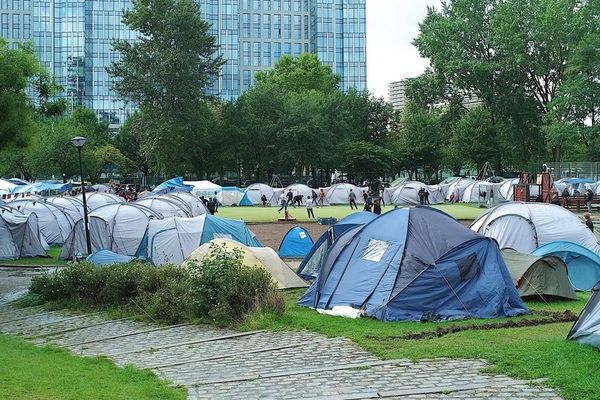 Les réfugiés au parc Maximilien à Bruxelles