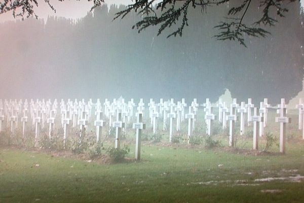 La nécropole de Douaumont - 16 000 soldats reposent ici