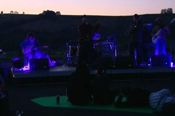 Un concert de jazz jeudi matin, à l'aube, sur les hauteurs d'Aurillac. Une idée un peu folle qui a emballé les lève-tôt et les couche-tard.