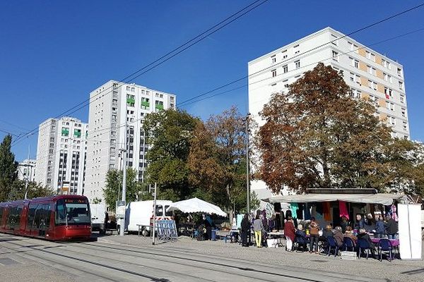 Depuis plusieurs jours, une série d'actes violents entre bandes rivales inquiète les habitants du quartier des Vergnes à Clermont-Ferrand.