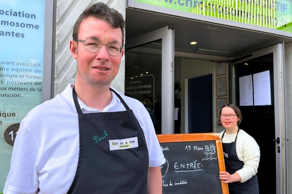 Paul Blain travaille depuis sept ans dans le restaurant Chromosome, sur l'île de Nantes.