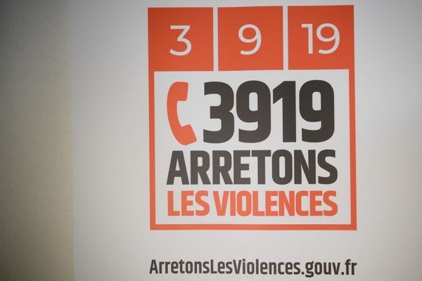 Après les très nombreuses révélations de viols et de violences conjugales, de violences faites aux femmes, on assiste à une dénonciation massive des violences faites aux enfants avec notamment de très nombreux cas d’inceste.