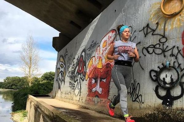 La blogueuse a pris l'habitude de courir sur les bords de Loire. 