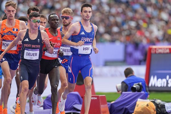 Le Bressuirais Hugo Hay se qualifie pour la finale du 5 000 m des Jeux olympiques de Paris 2024.