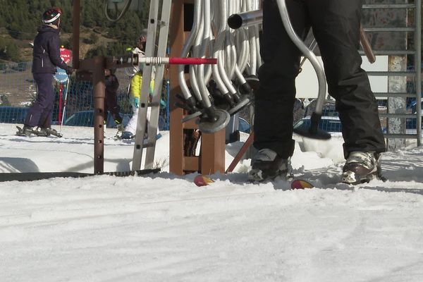 Fréquentation exceptionnelle à la Quillane, pendant les vacances de Noël : le cocktail neige et soleil a permi à la plus petite des stations de ski des Pyrénées-Orientales de faire le plein.