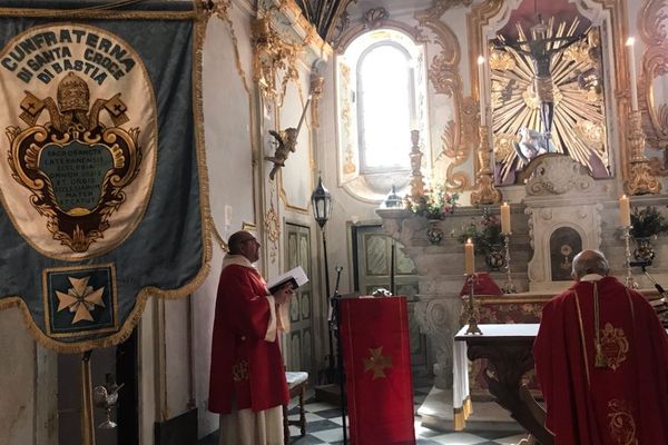 Cette année, la messe du Christ Noir, à Bastia, s'est déroulée à huis clos. 