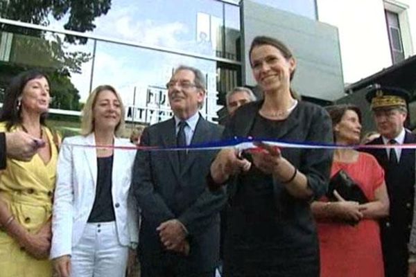 Aurélie Filippetti inaugure le nouveau musée Adrien Dubouché