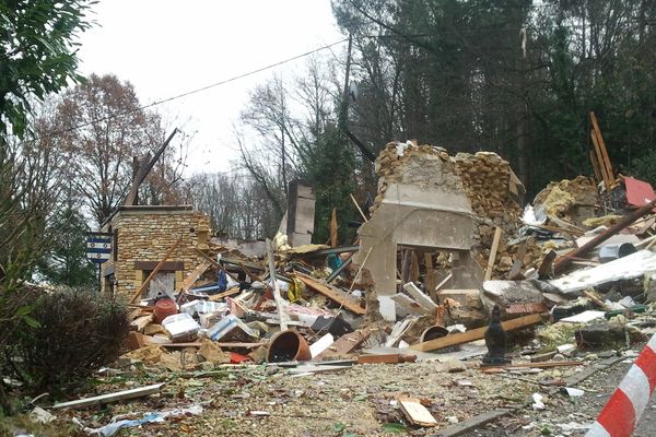 Une maison soufflée par une explosion à Sarlat