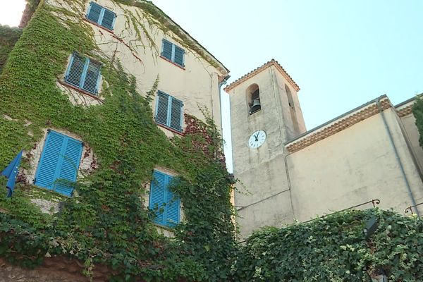 La mairie d'Auribeau sur Siagne, perquisitionnée ce 20 juillet 2023.