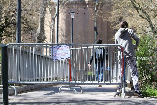 Encore trop de monde dans les rues de Toulouse malgré les mesures de confinement liés au coronavirus