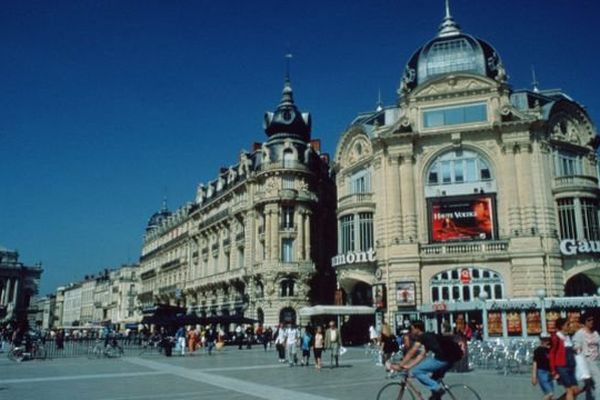 La place de la Comédie à Montpellier - archive