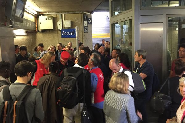 Les voyageurs en gare du Mans ce mercredi 14 septembre 2016