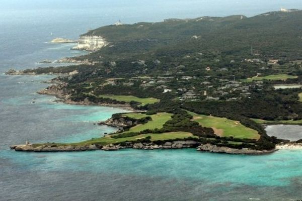 ARCHIVES - Situé au coeur du Domaine de Sperone, le hameau de Piantarella à l'extrême sud de la Corse