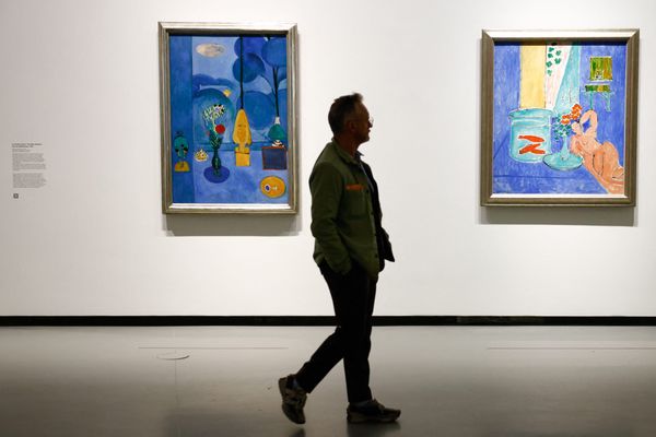 À la fondation Louis Vuitton, à Paris, deux toiles de Matisse lors d'un exposition allant jusqu'au 9 septembre 2024.