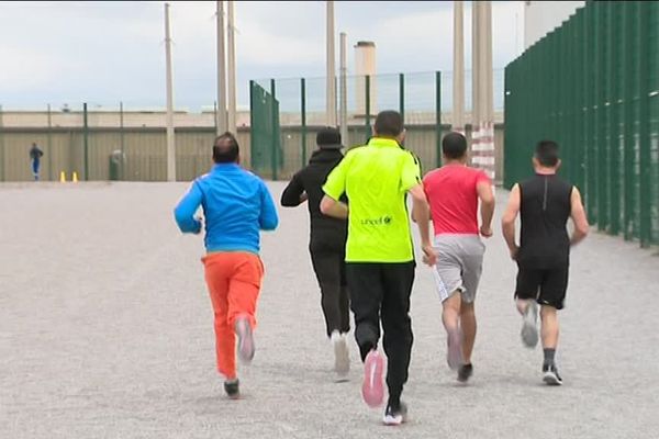 Les détenus s’entraînent 5 fois par semaine avec les surveillants et le club Maguelone Jogging pour réaliser la meilleure performance possible lors de la course pédestre des Boucles de Maguelone le dimanche 14 avril 2019.