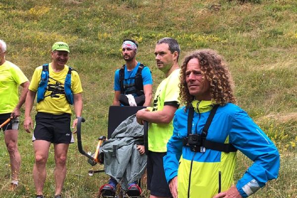 Dans le Parc des Volcans d'Auvergne, un "run tchatche" était organisé en présence du célèbre coureur Christophe Le Saux.