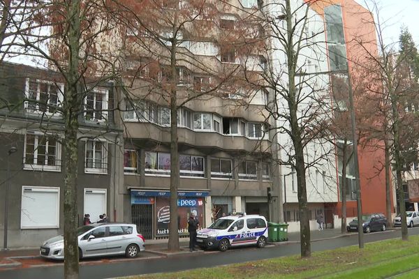 C'est dans cet immeuble situé au 25 Avenue de Paris à Orléans que l'incendie s'est déclaré.