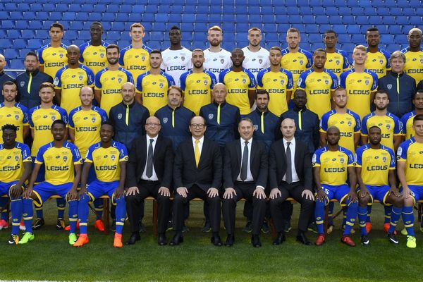 La photo d'équipe du FCSM pour la saison 2017-2018.