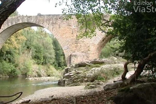 Tentative d'attentat contre un pont à Poggio di Venaco, le 12 octobre 2013