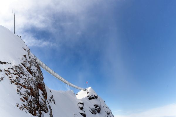 Illustration. Le Glacier 3000 est le point culminant des Alpes vaudoises en Suisse.