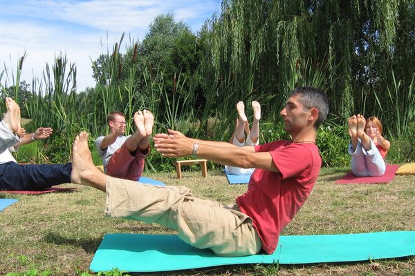 Les professeurs de yoga note une hausse régulière du nombre d'adeptes.  