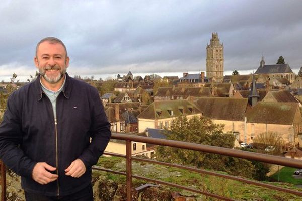 Emmanuel Maubert vous fait découvrir Verneuil-sur-Avre dans "Histoire de se balader" 