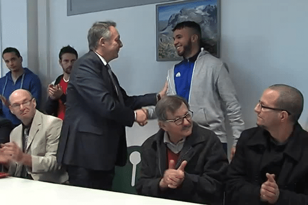 Thierry Braillard, Secrétaire d'Etat aux Sports et Younès Zebbar, jeune éducateur sportif