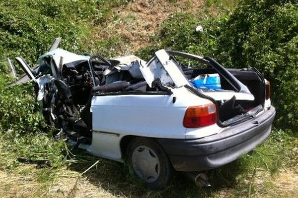 Un des deux véhicules en cause dans l'accident mortel. 