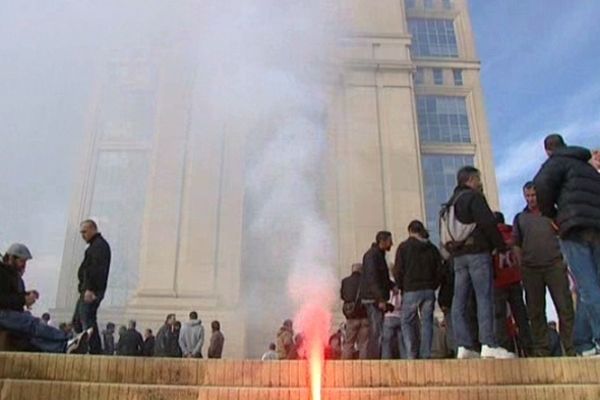 Montpellier : manifestation des cheminots devant le conseil régional du Languedoc-Roussillon - 22 novembre 2012.