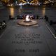 La flamme de la Nation, sur la tombe sur soldat inconnu, au pied de l'Arc de Triomphe, à Paris.