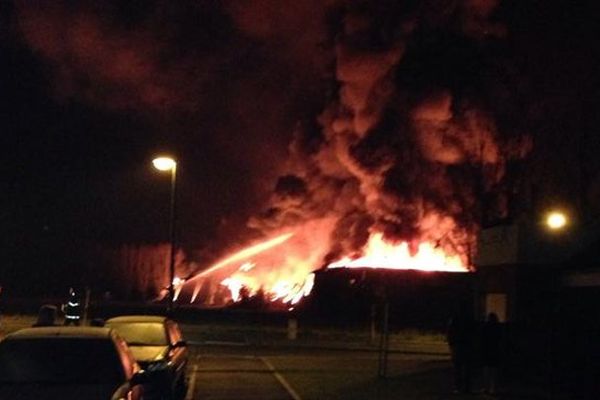 L'entreprise Océan était située rue des Frères Saint-Léger. Le feu s'est déclaré vers 1h30. 