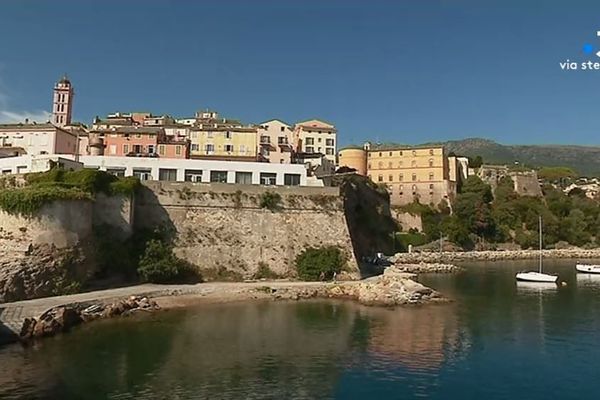 Guerre administrative autour de l'extension du lycée maritime de Bastia