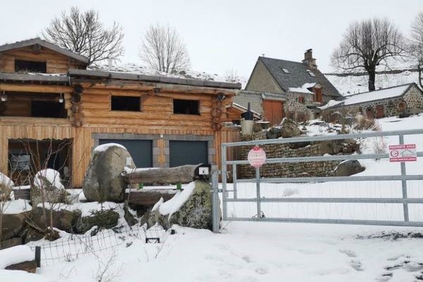 Yvon et Jennifer Exbrayat, un couple vivant dans le Cantal, semble avoir disparu depuis la fin novembre.