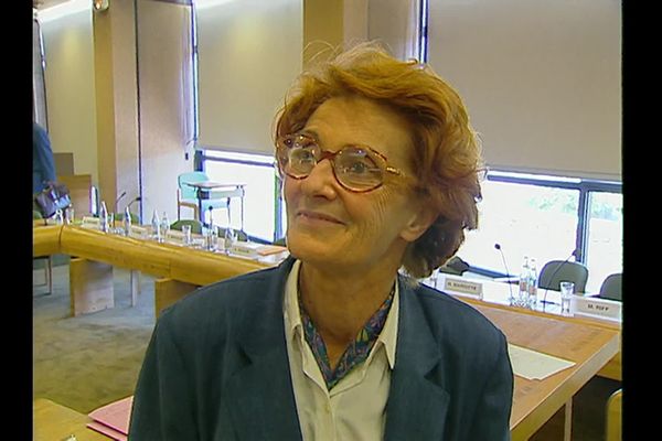 Le 20 juillet 2000, Rose-Marie Daviot, conseillère générale de Haute-Saône, avait présidé l'espace d'une journée le Conseil Général