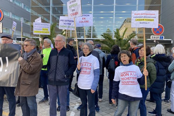 Les habitants de Sautron sont vent debout contre le projet de la déchèterie industrielle