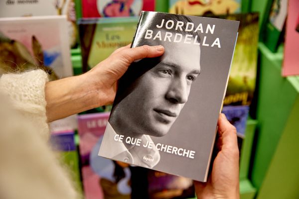 L'autobiographie de Jordan Bardella a été publiée chez Fayard, une maison d'édition du groupe Hachette.