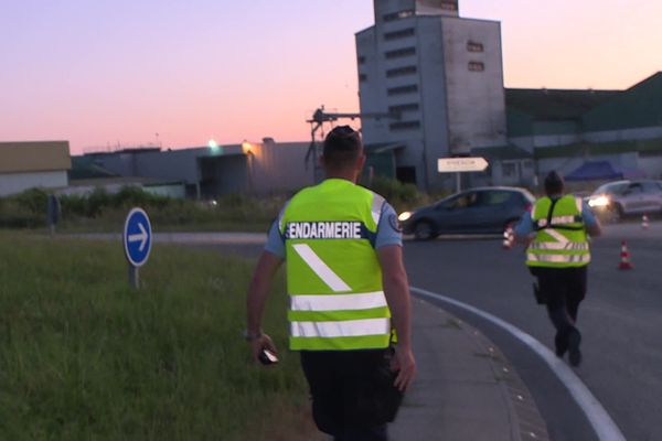 Une équipe de France 3 Reims était en train de filmer l'opération de contrôle lorsque le fuyard a pris la fuite.